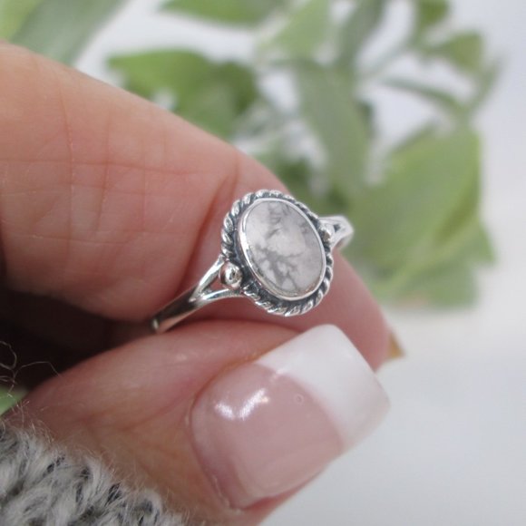 White Buffalo Turquoise ring>925 Sterling White Buffalo Ring,Dainty Turquoise - Picture 4 of 8